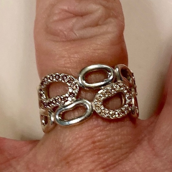 PANDORA | Sterling Silver "Circle Of Friends" - Picture 2 of 3